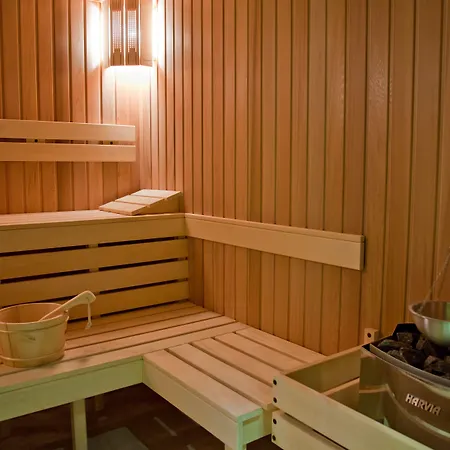 Forum - Free Parking For Cars