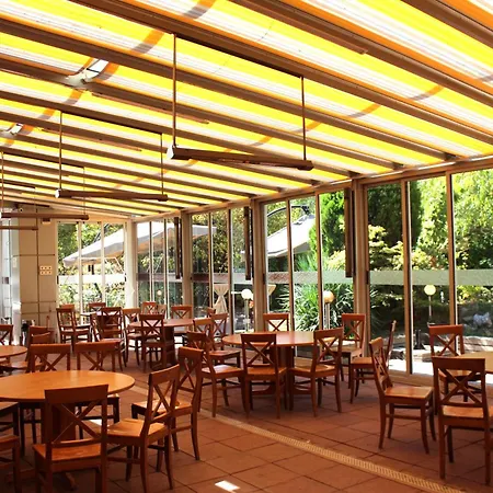 Forum - Free Parking For Cars