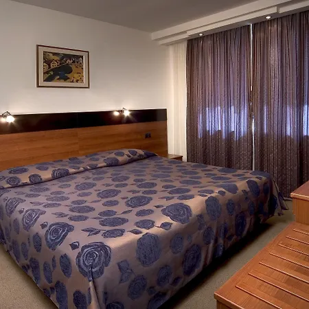 Forum - Free Parking For Cars Hotel 3*