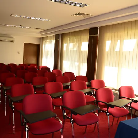 Forum - Free Parking For Cars 3* 索菲亞