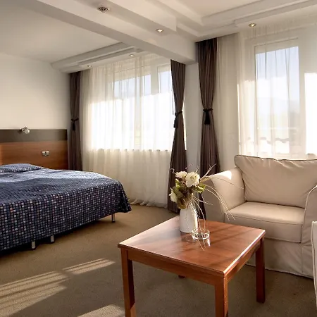 Forum - Free Parking For Cars