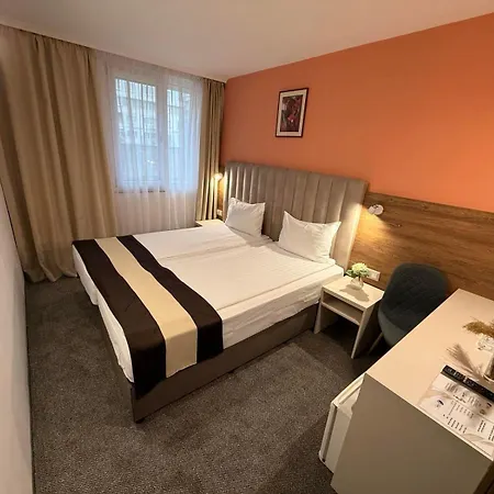 Forum - Free Parking For Cars 3* Sofía