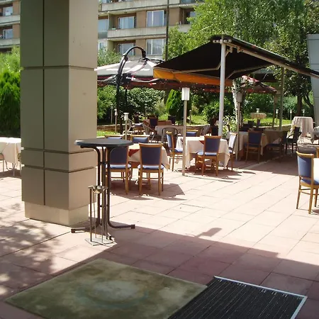 Forum - Free Parking 3* Sofia