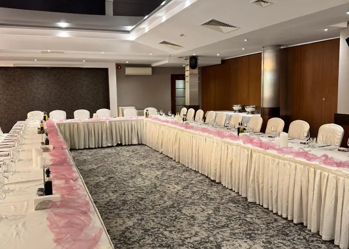 Forum - Free Parking For Cars מלון סופיה