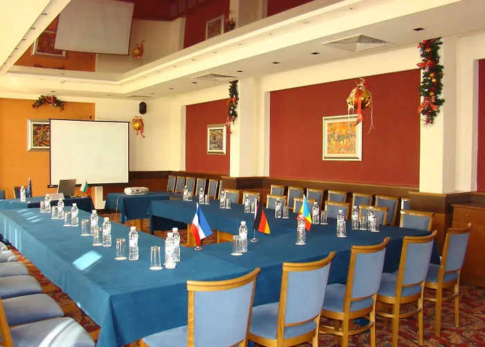 Forum - Free Parking For Cars