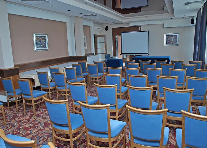 מלון Forum - Free Parking For Cars סופיה