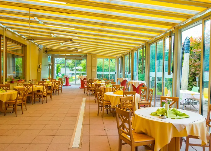 Forum - Free Parking For Cars 3* Sofía