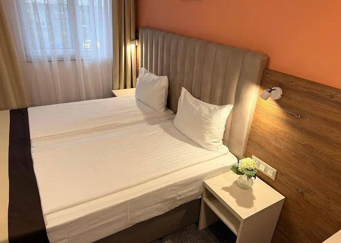 Forum - Free Parking For Cars Hotel