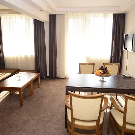 Forum - Free Parking For Cars 3* София