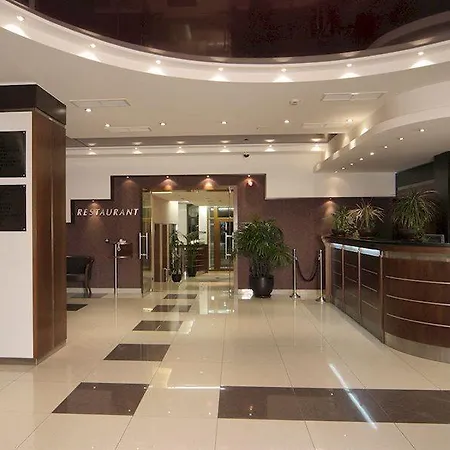 Forum - Free Parking For Cars