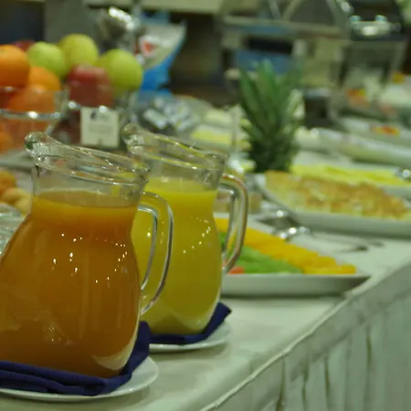 Szálloda Forum - Free Parking For Cars Szófia