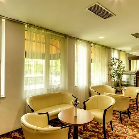 Forum - Free Parking For Cars