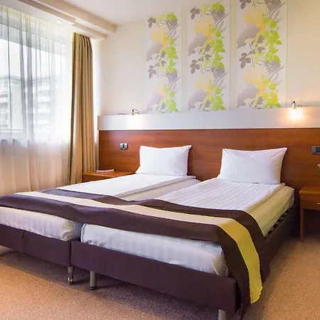 Forum - Free Parking Hotel 3*