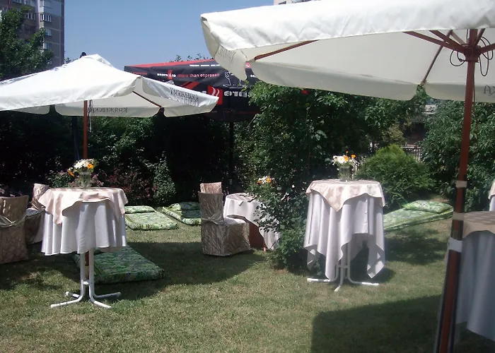 ホテル Forum - Free Parking For Cars