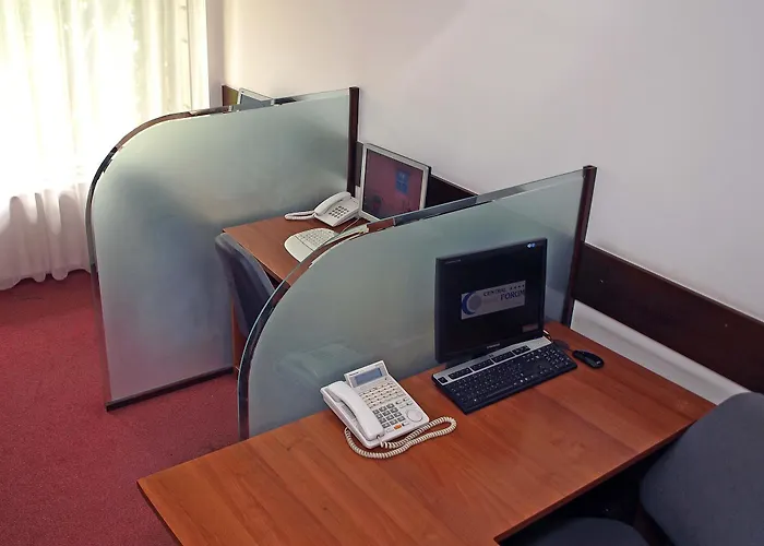 Forum - Free Parking For Cars